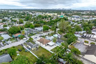 810 NW 112th St, Miami, FL 33168 - Photo 39