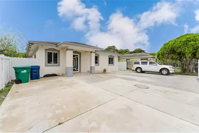810 NW 112th Street, Miami, FL 33168 - Photo 1