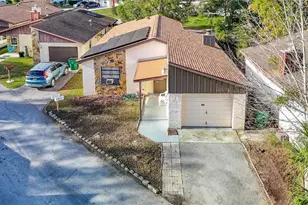 5937 Forest Ln, Zephyrhills, FL 33542 - Photo 7