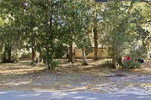 885 Braddock Rd, Deltona, FL 32725 - Photo 19