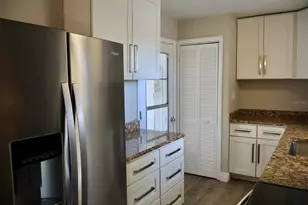 26625 Bimini Dr, Tavares, FL 32778 - Photo 11