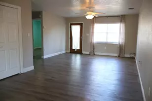 26625 Bimini Dr, Tavares, FL 32778 - Photo 9