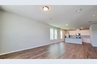 348 South Zuni Road, Saint Cloud, FL 34771 - Photo 7