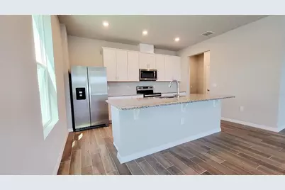 348 South Zuni Road, Saint Cloud, FL 34771 - Photo 3
