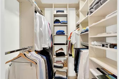 322 E Central Boulevard #901, Orlando, FL 32801 - Photo 25