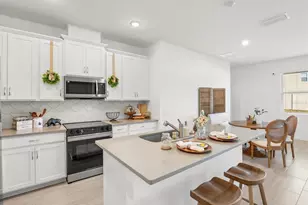 642 Duke Dr, Haines City, FL 33844 - Photo 15