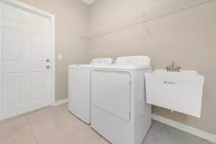 38132 Cobble Creek Blvd, Zephyrhills, FL 33540 - Photo 23