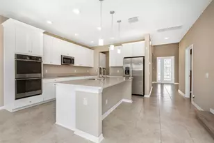 38132 Cobble Creek Blvd, Zephyrhills, FL 33540 - Photo 11