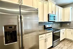 2658 White Isle Ln, Orlando, FL 32825 - Photo 7