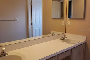 3814 Regents Way, Oviedo, FL 32765 - Photo 9