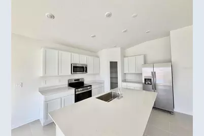 4664 Golden Knight Boulevard, Kissimmee, FL 34746 - Photo 5