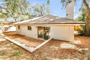 37 Harbor Oaks Cir, Safety Harbor, FL 34695 - Photo 15