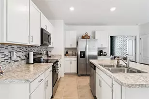 448 Lily Ln, Davenport, FL 33837 - Photo 9