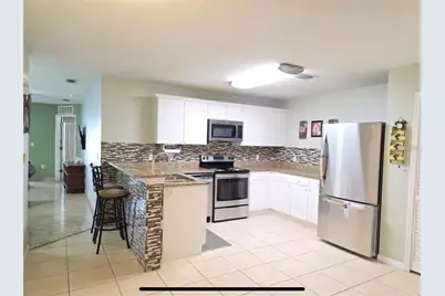 2812 Club Cortile Circle #A, Kissimmee, FL 34746 - Photo 3
