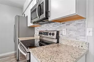 2745 N Poinciana Blvd, Kissimmee, FL 34746 - Photo 9