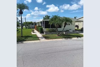 810 49th Avenue W, Bradenton, FL 34207 - Photo 1