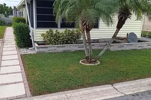 810 49th Ave W, Bradenton, FL 34207 - Photo 7