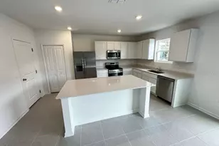 1475 Loxley Trl, Kissimmee, FL 34746 - Photo 3