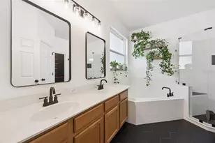 8356 Baywood Vista Dr, Orlando, FL 32810 - Photo 15