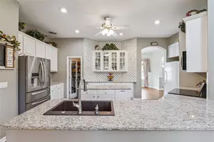 12002 Shadowbrook Ln, Orlando, FL 32828 - Photo 5