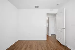 733 Chatham Walk Dr, Ruskin, FL 33570 - Photo 27