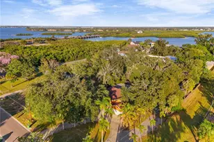 619 29th St E, Bradenton, FL 34208 - Photo 39