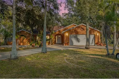 619 29th Street E, Bradenton, FL 34208 - Photo 1