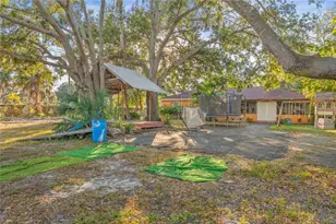 619 29th St E, Bradenton, FL 34208 - Photo 35