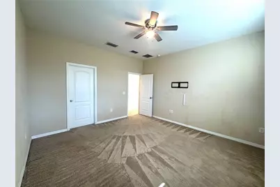 215 Lakeshore Drive, Davenport, FL 33837 - Photo 13