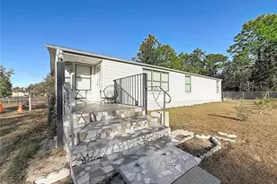 14291 SE 26 St, Morriston, FL 32668 - Photo 1