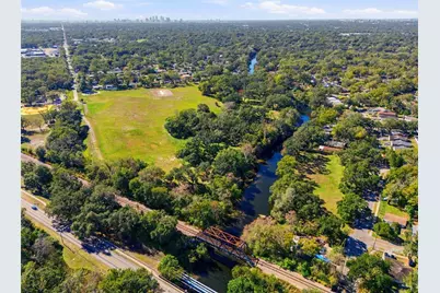 2011 E Mulberry Drive, Tampa, FL 33604 - Photo 11