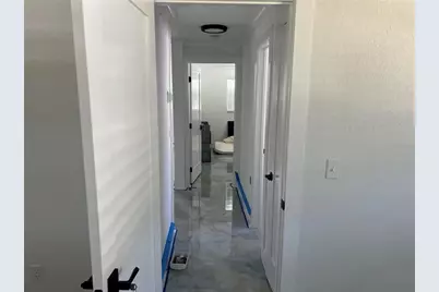 1736 Colorado Avenue NE, Saint Petersburg, FL 33703 - Photo 3