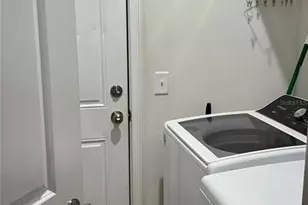 697 James Ct, Kissimmee, FL 34759 - Photo 15