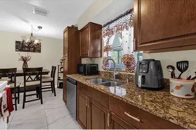 1099 NE Leeway, Orlando, FL 32810 - Photo 11