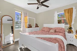 1099 NE Leeway, Orlando, FL 32810 - Photo 15