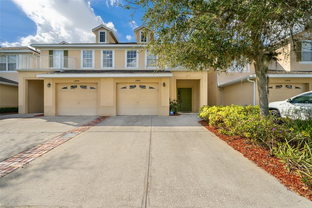 13942 Dove Wing Ct