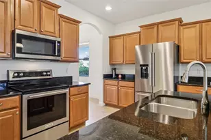 8920 Dove Valley Way, Davenport, FL 33896 - Photo 9