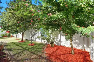 1012 Marisol Ct, Orlando, FL 32828 - Photo 5