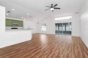 11303 Misty Isle Ln, Riverview, FL 33579 - Photo 7