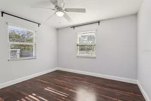 1111 N Palmetto Cir, Eustis, FL 32726 - Photo 13