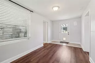 1111 N Palmetto Cir, Eustis, FL 32726 - Photo 11