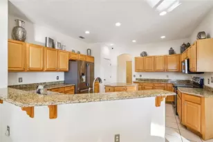 332 Burford Cir, Davenport, FL 33896 - Photo 15