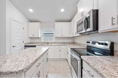 1130 Berry Lane, Davenport, FL 33837 - Photo 9