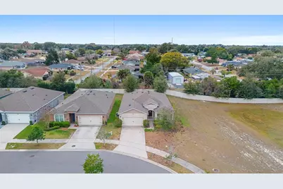 859 Guadalupe Drive, Orange City, FL 32763 - Photo 5