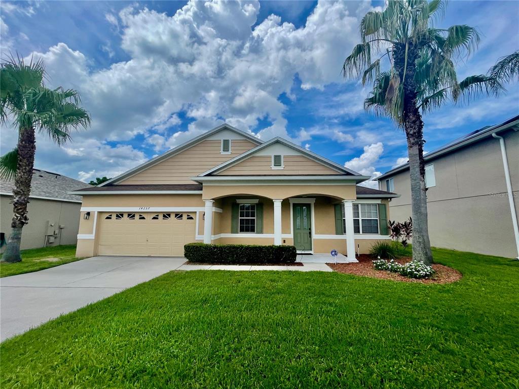 14257 Lagoon Cove Ln main architectural view