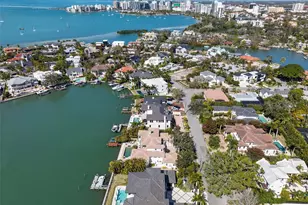 1444 Harbor Dr, Sarasota, FL 34239 - Photo 59