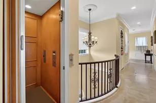 1444 Harbor Dr, Sarasota, FL 34239 - Photo 47