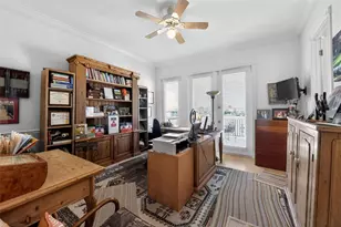 1444 Harbor Dr, Sarasota, FL 34239 - Photo 39