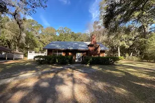 8233 NE Hwy 353, Old Town, FL 32680 - Photo 1