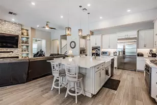 29043 Picana Ln, Wesley Chapel, FL 33543 - Photo 11